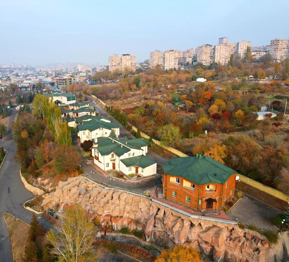 Armenian Village Park Hotel & Free Water Park, Gym 耶烈万 外观 照片